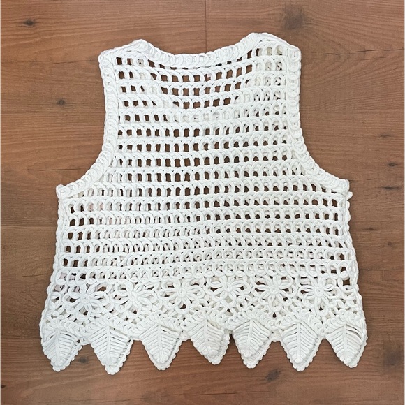 Nanette Lenore Crochet Crop Tank Top * Size:L * Color: White - Picture 2 of 6